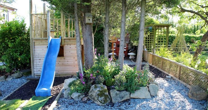 garden landscaping in leeds